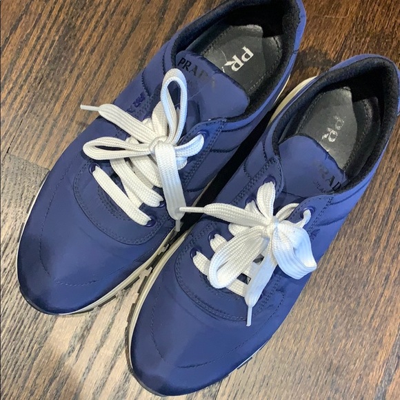 PRADA navy blue Nylon Logo sneakers size 40 limited edition! - Picture 3 of 11